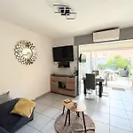 Appartement Eureka 109 - 6personnes -piscine Jardin - 100m Village Naturiste Et Plages Agde