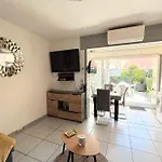 Eureka 109 - Rdc -piscine Jardin - Plages A Pied * Agde