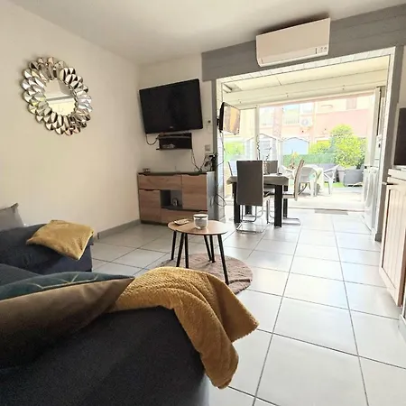 Apartment Eureka 109 - 6 Personnes - Piscine Et Jardin - Village Naturiste Et Plages *