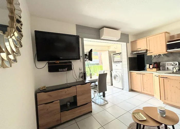 Eureka 109 - 6 People - Pool And Garden - Near Naturist Village And Beaches * אגדה